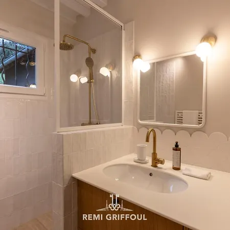 Le Refuge Balte 4 - Nordic With Wood Fire - Unique Experience 곤느빌-수르-옹플뢰르